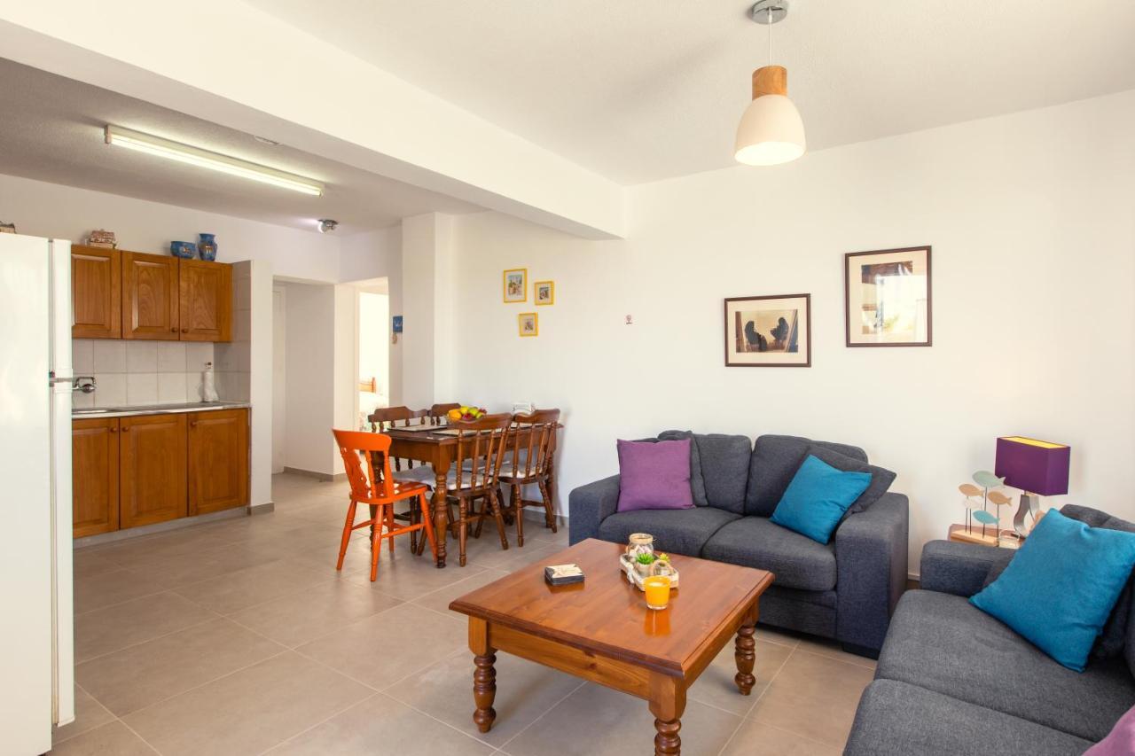 شقة باراليمني  في Jimmy'S Flat المظهر الخارجي الصورة